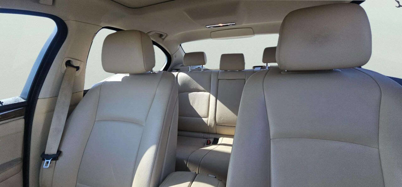 Used 2013 BMW 528i xDrive Sedan image 12