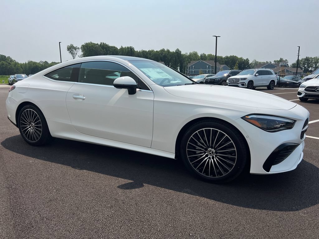 New 2026 Mercedes-Benz CLE 300 4MATIC Coupe image 2