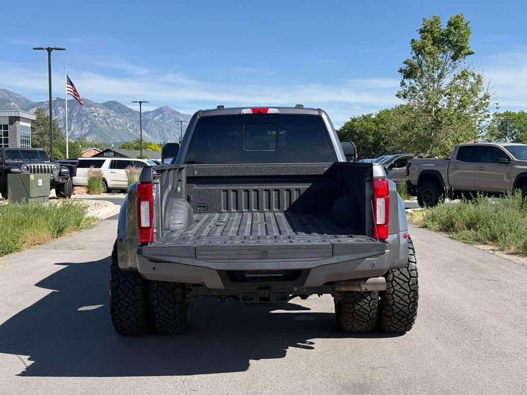 Used 2022 Ford F450 Lariat w/ Lariat Ultimate Package AWD/4WD image 11