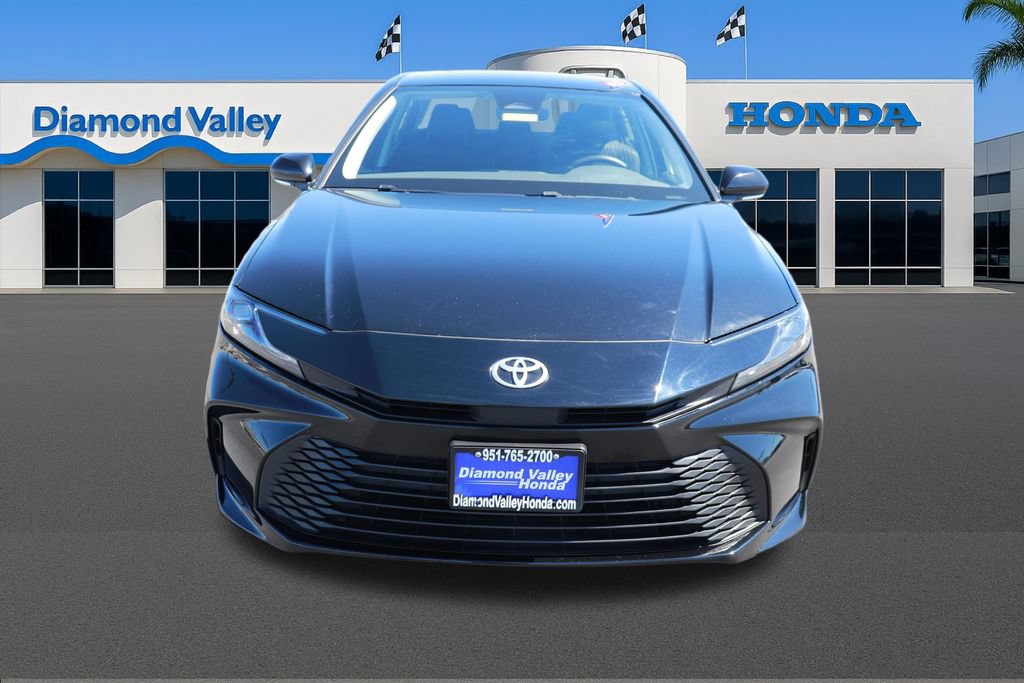 Used 2025 Toyota Camry LE w/ Convenience Package FWD video 2