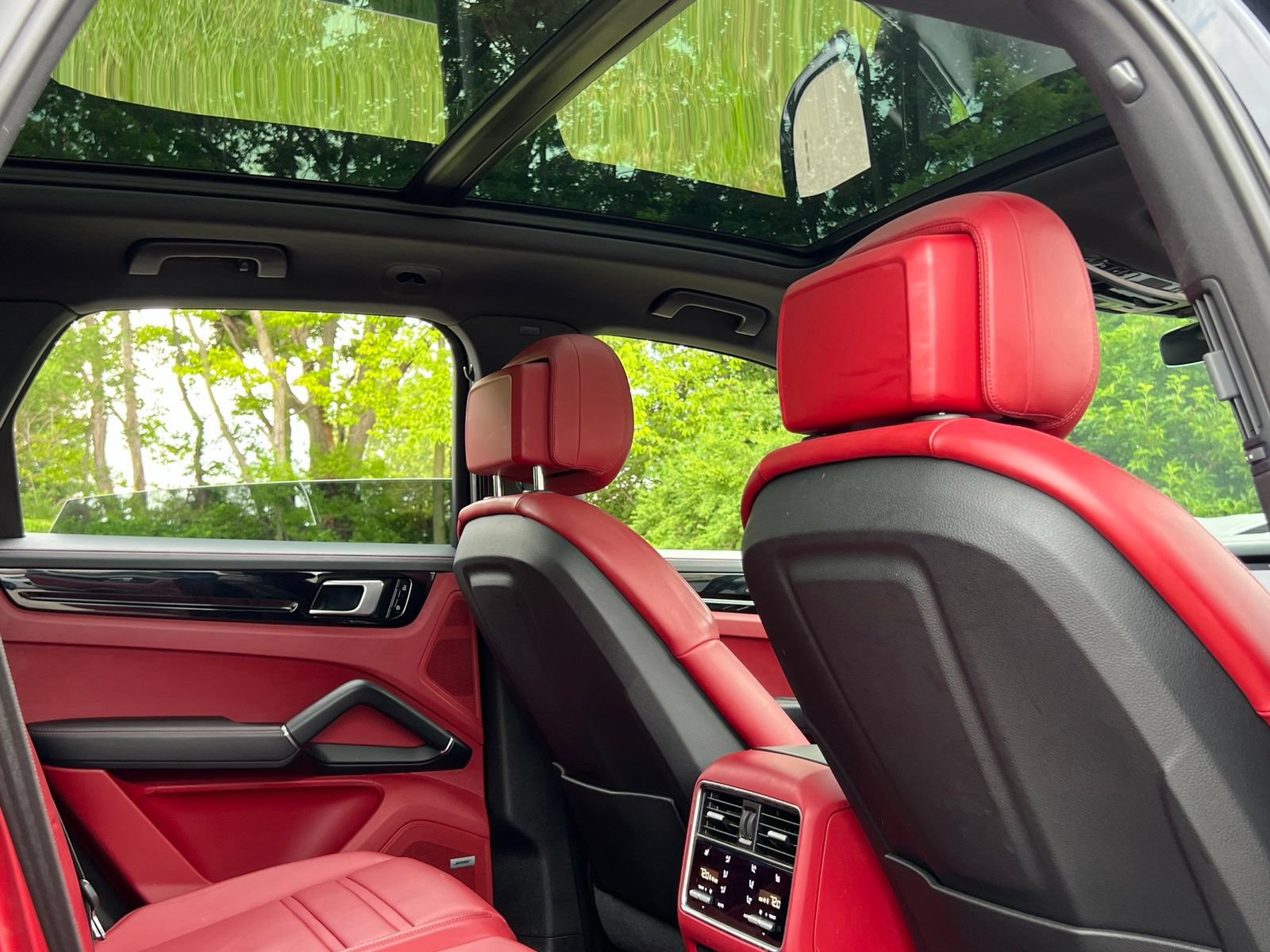 Used 2019 Porsche Cayenne S AWD/4WD image 21