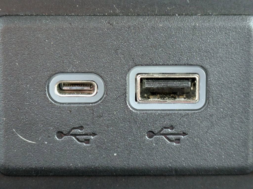 Used 2021 Chevrolet Silverado 1500 LT image 22