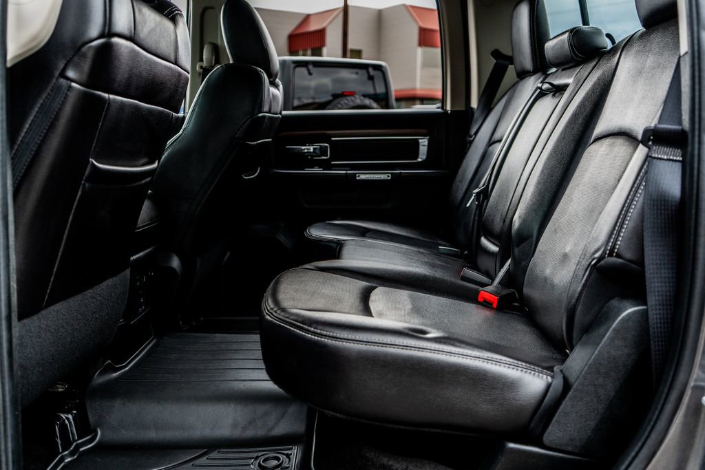 Used 2016 RAM 1500 Laramie w/ Convenience Group AWD/4WD image 36