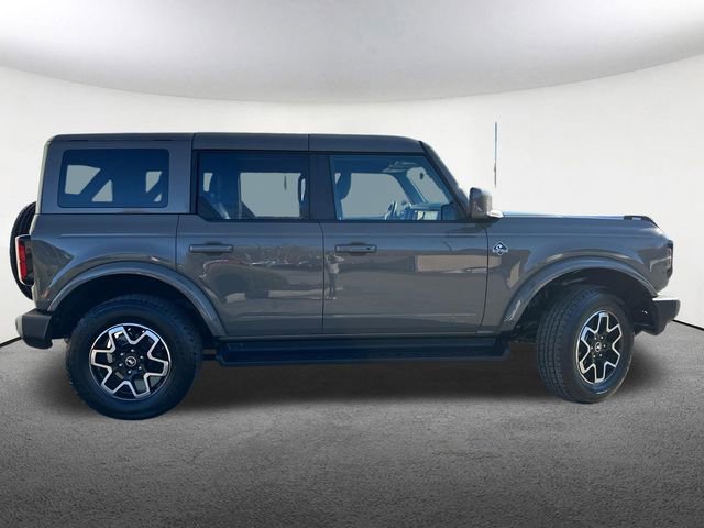 Used 2025 Ford Bronco Outer Banks image 15