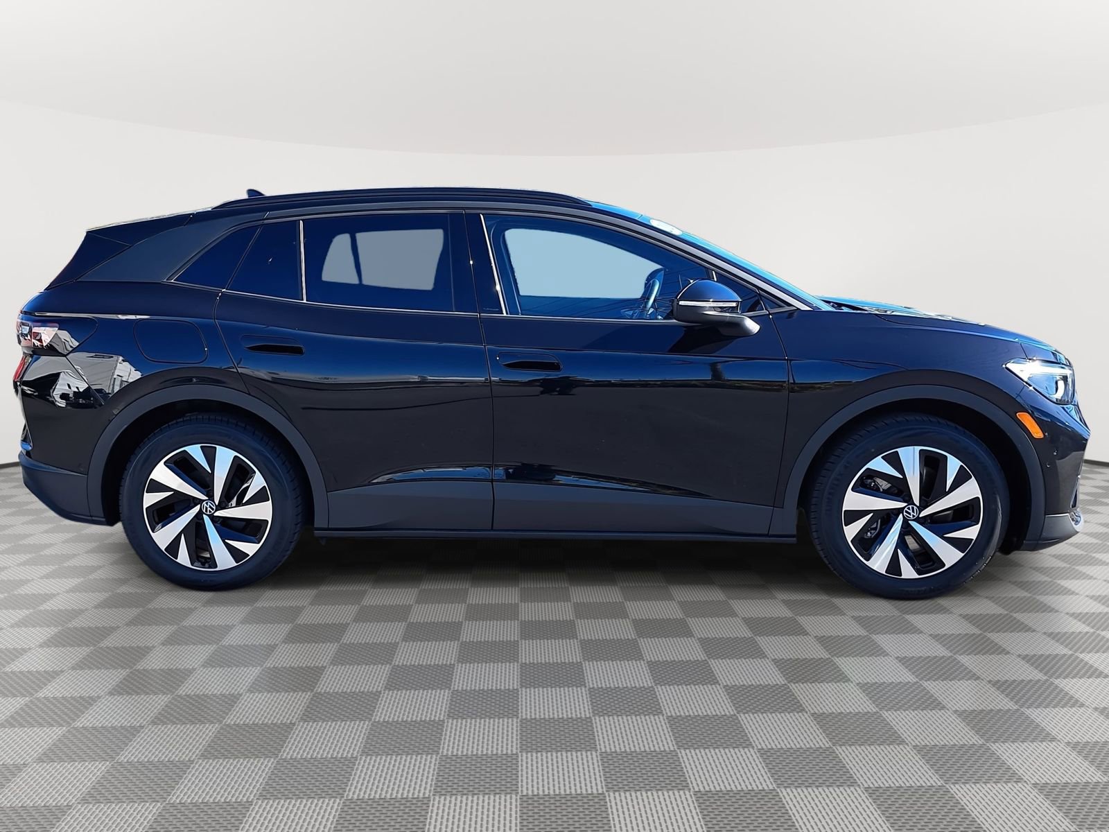 Certified 2023 Volkswagen ID.4 2WD image 4