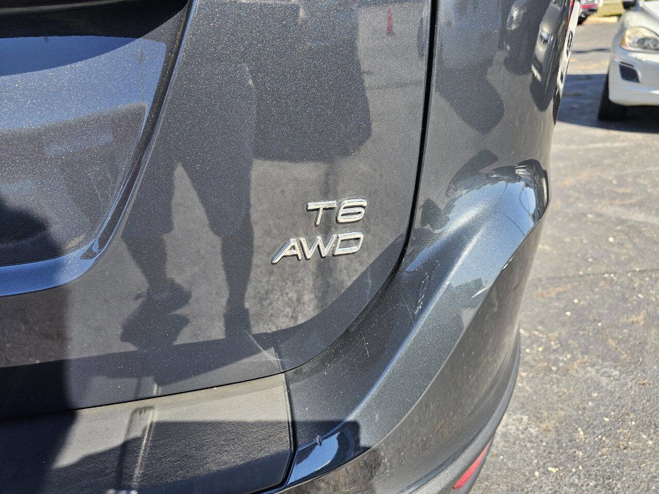 Used 2010 Volvo XC60 T6 image 9