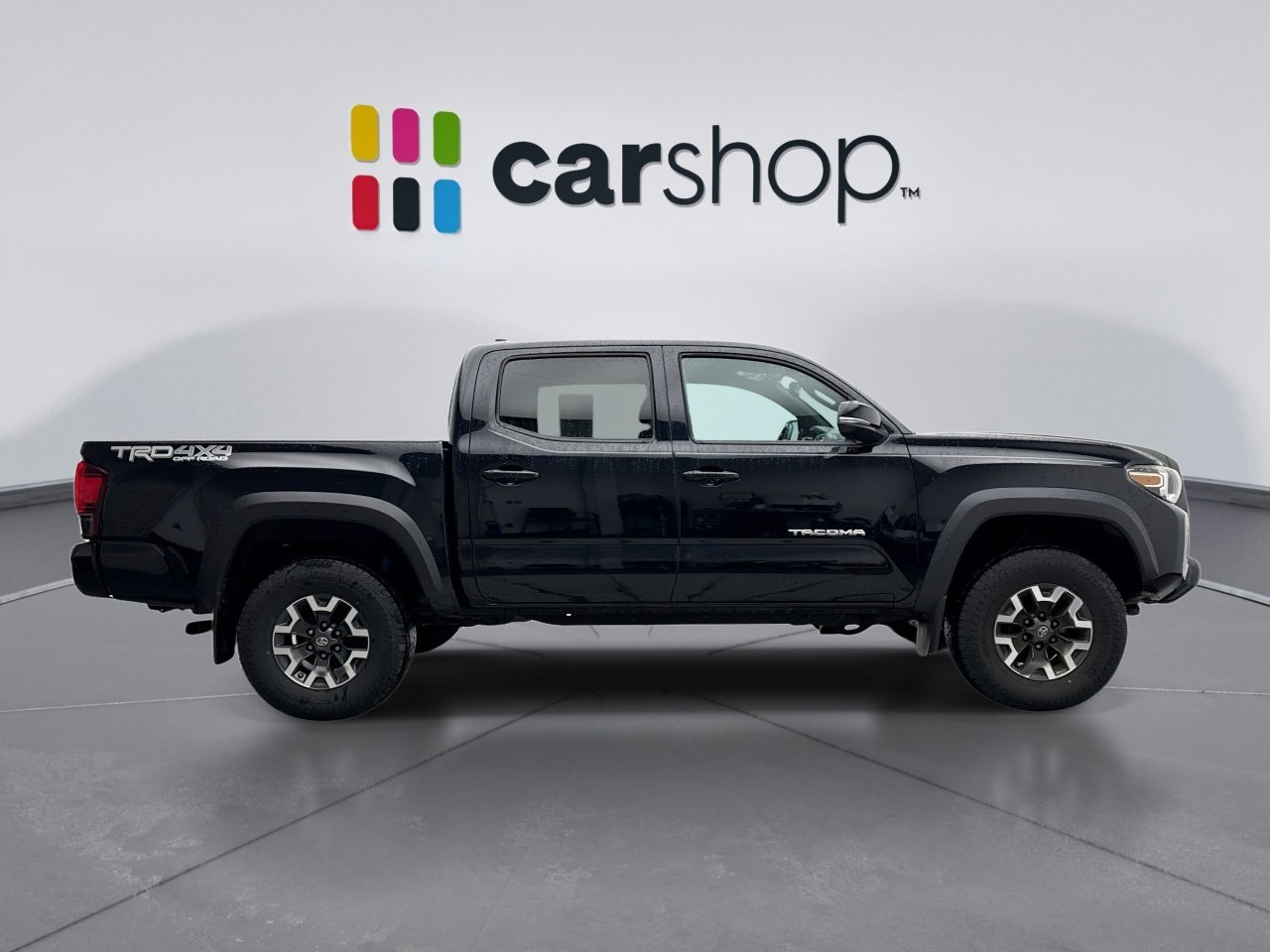 Used 2018 Toyota Tacoma TRD Off-Road image 6