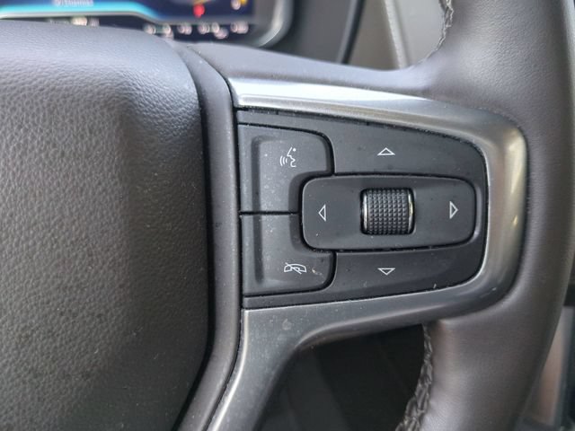 Used 2023 Chevrolet Suburban Z71 w/ Z71 Off-Road Package AWD/4WD image 32
