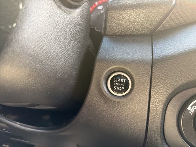 Used 2023 Nissan Frontier PRO-4X w/ Pro-4X Premium Package AWD/4WD image 44