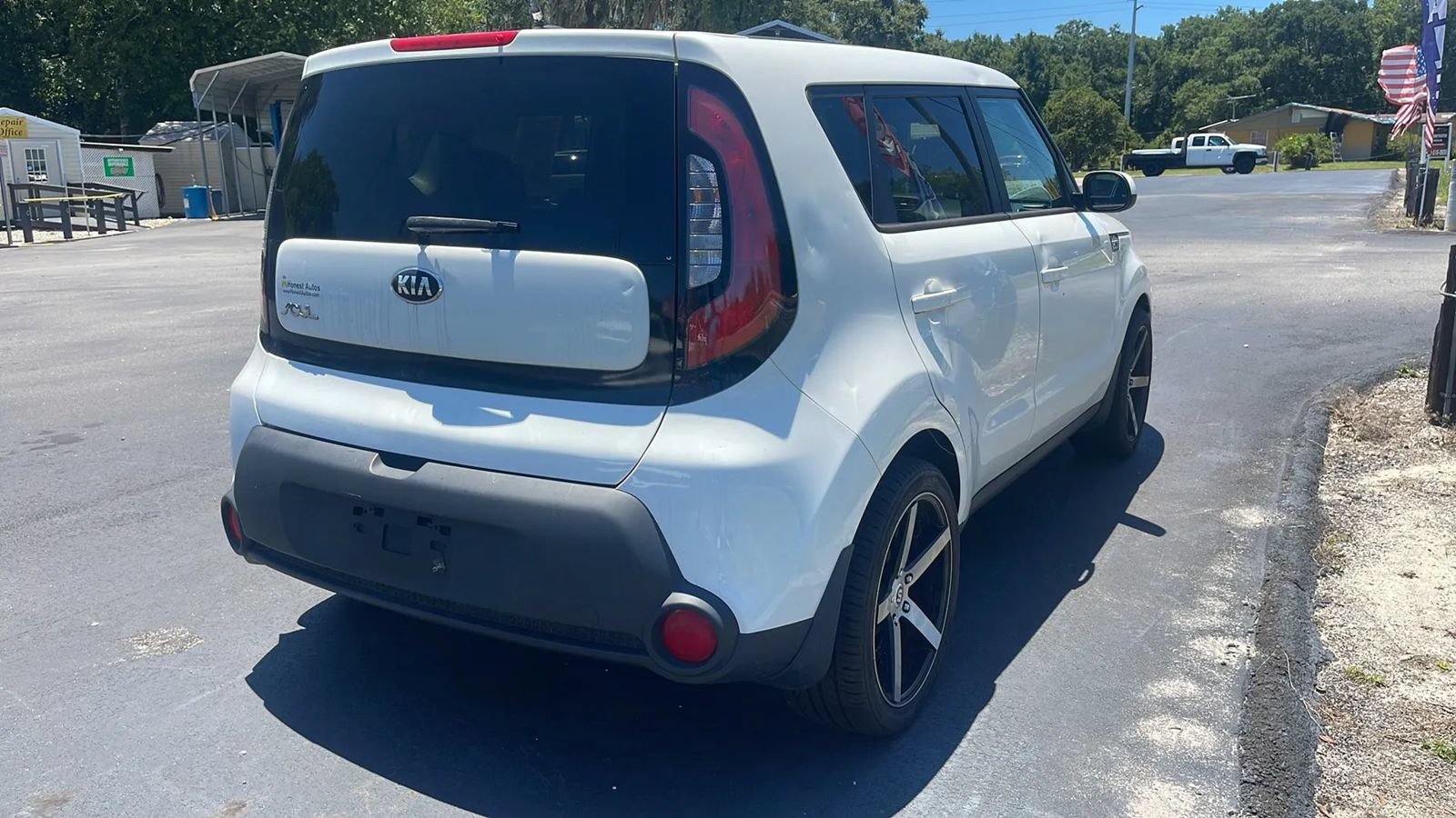 Used 2015 Kia Soul FWD image 7