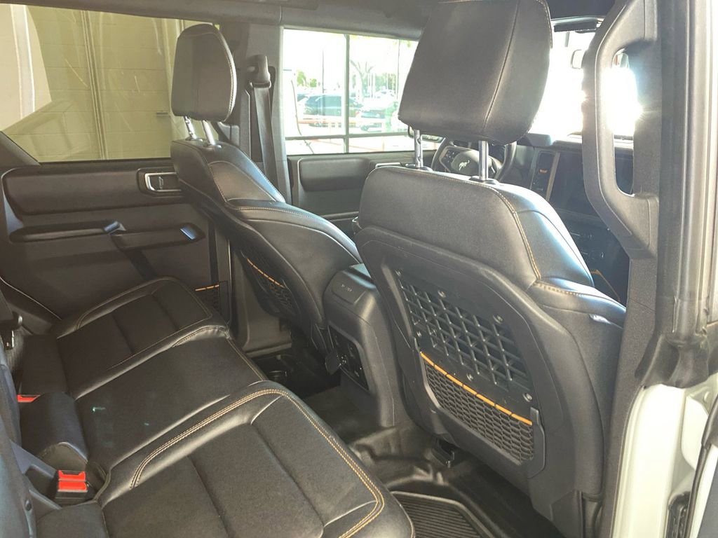 Used 2024 Ford Bronco Badlands AWD/4WD image 17