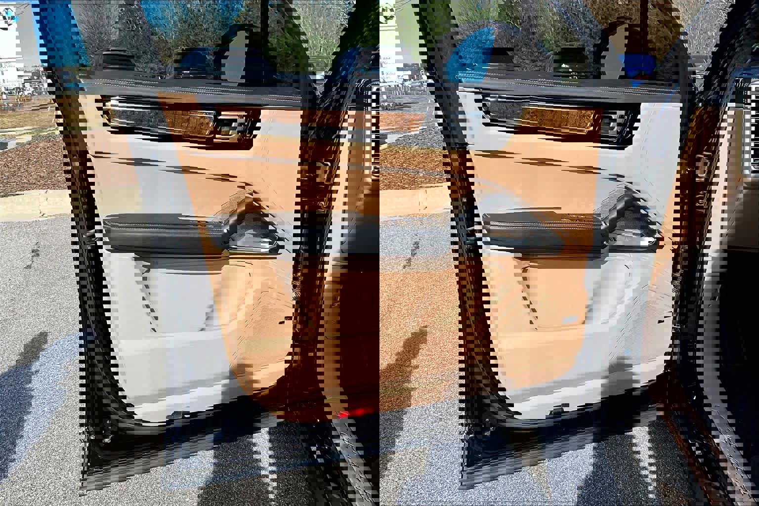 Used 2020 Porsche Cayenne Turbo image 24