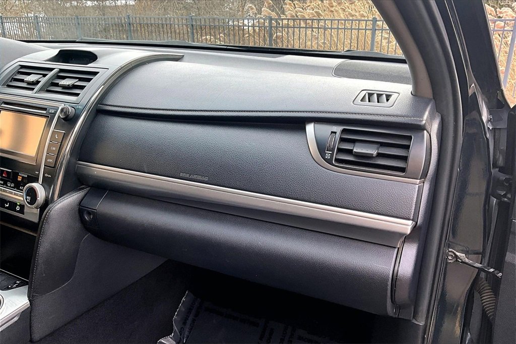 Used 2013 Toyota Camry SE image 27