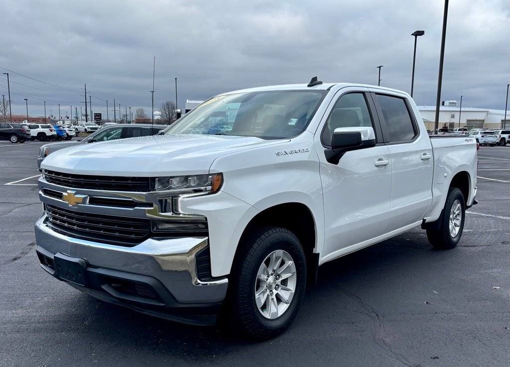 Used 2021 Chevrolet Silverado 1500 LT w/ Bed Protection Package image 3