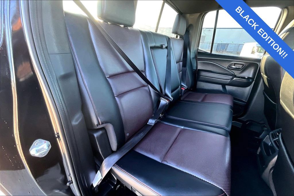 Used 2023 Honda Ridgeline Black Edition image 34
