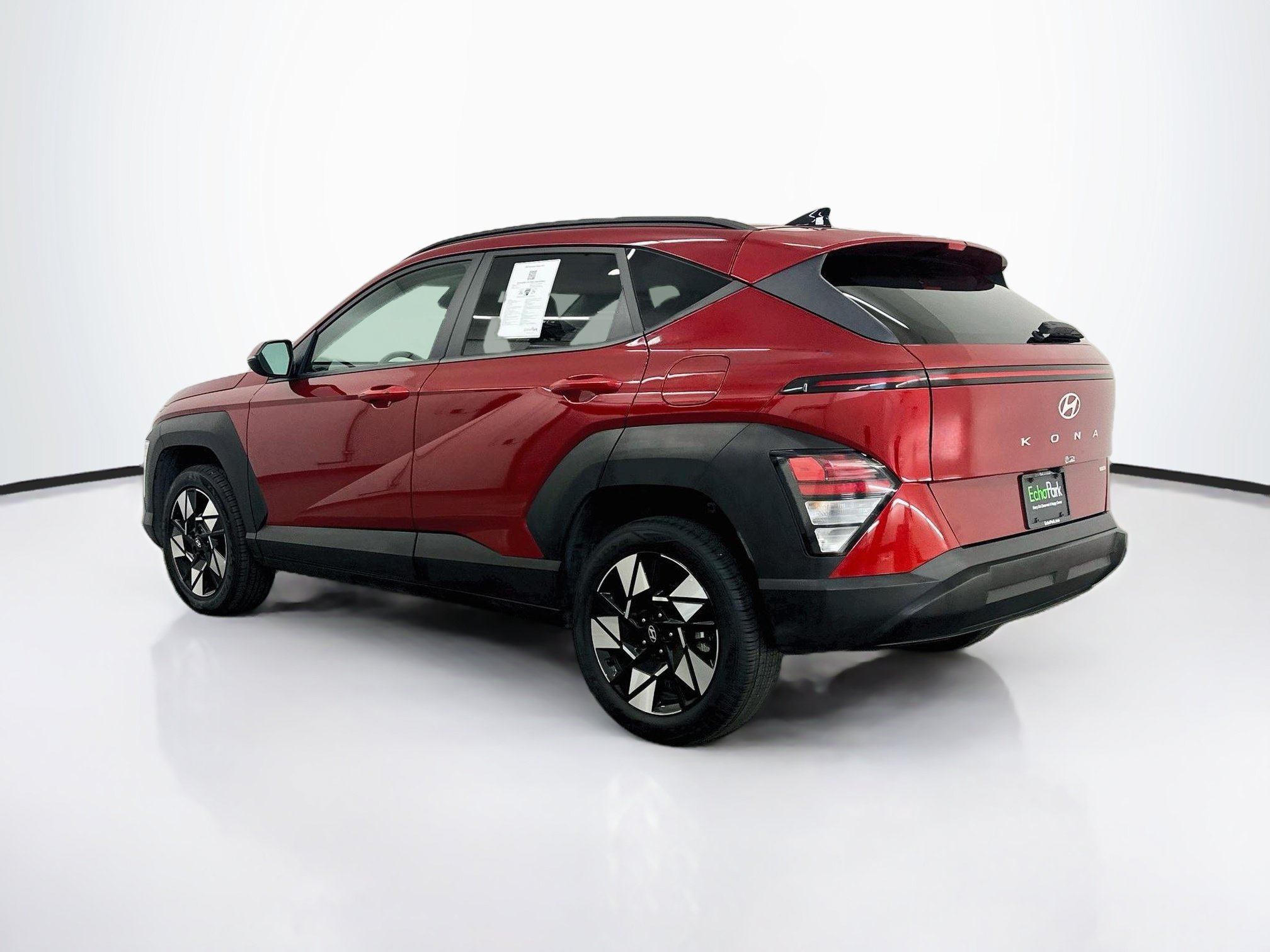 Used 2025 Hyundai Kona SEL AWD/4WD image 5