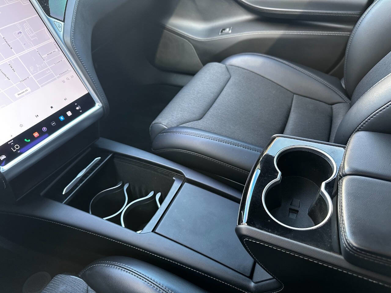 Used 2017 Tesla Model S 75D image 40