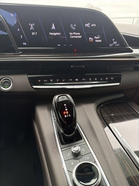 Used 2024 Cadillac Escalade Sport w/ LPO, ONYX Package image 16