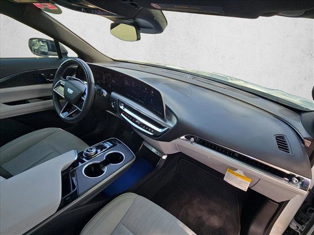 Used 2024 Cadillac Lyriq Luxury RWD image 20