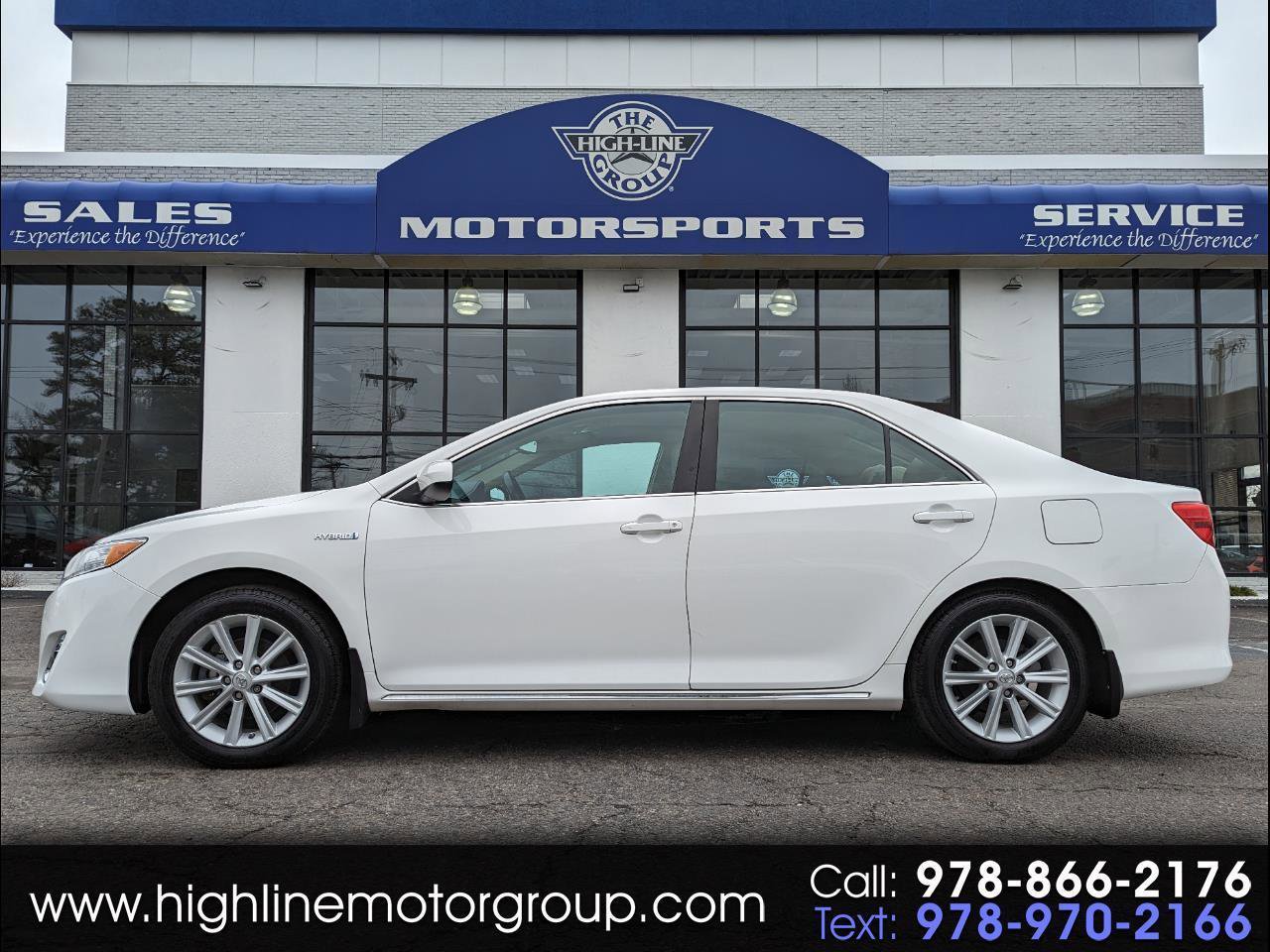 Used 2013 Toyota Camry XLE w/ Leather Pkg FWD image 1