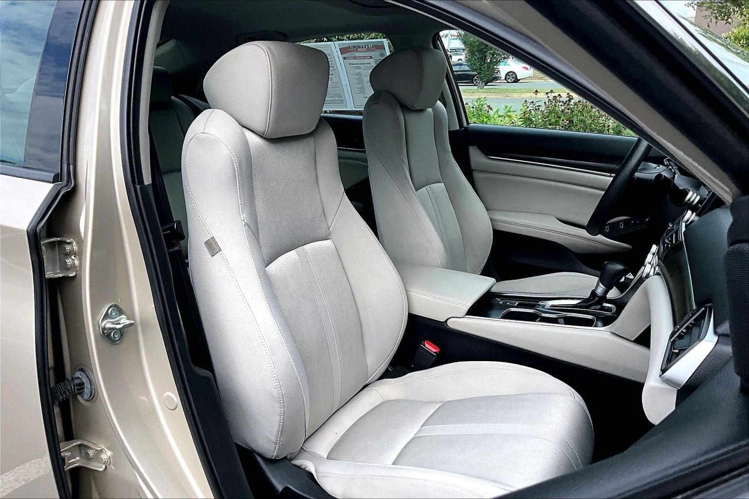 Used 2018 Honda Accord EX image 7