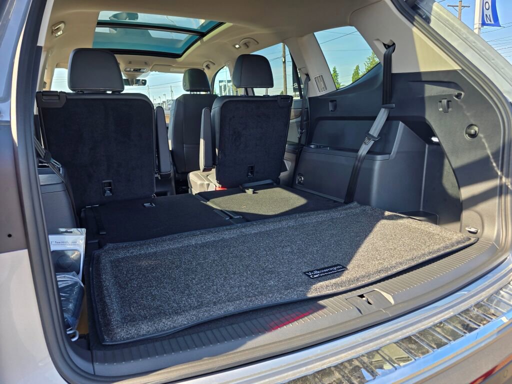 New 2025 Volkswagen Atlas SEL image 15