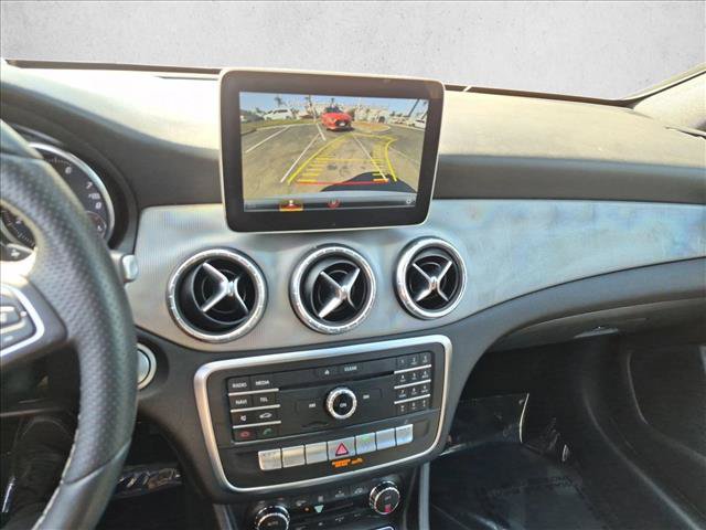 Used 2018 Mercedes-Benz CLA 250 image 14