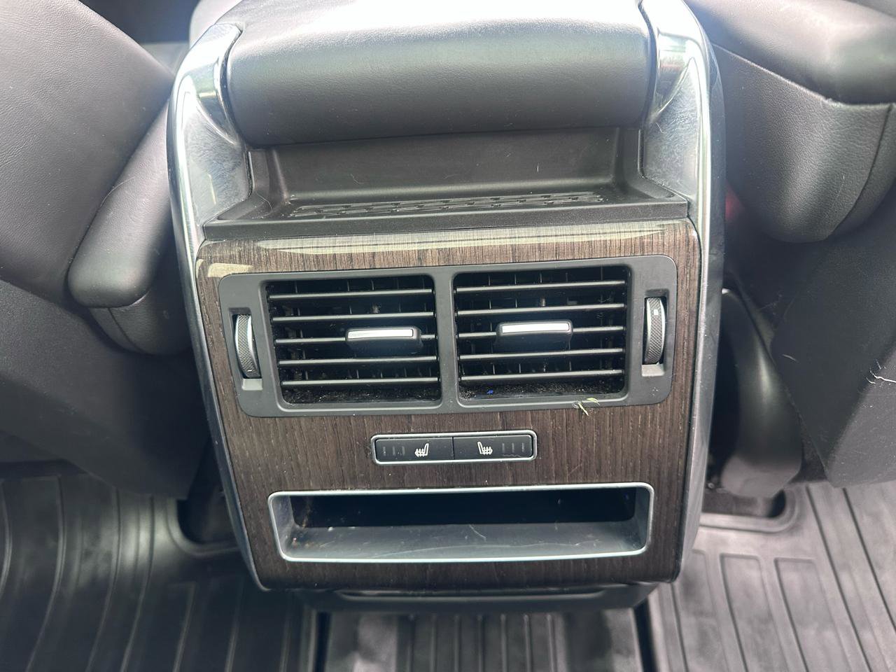 Used 2017 Land Rover Range Rover Sport HSE image 31