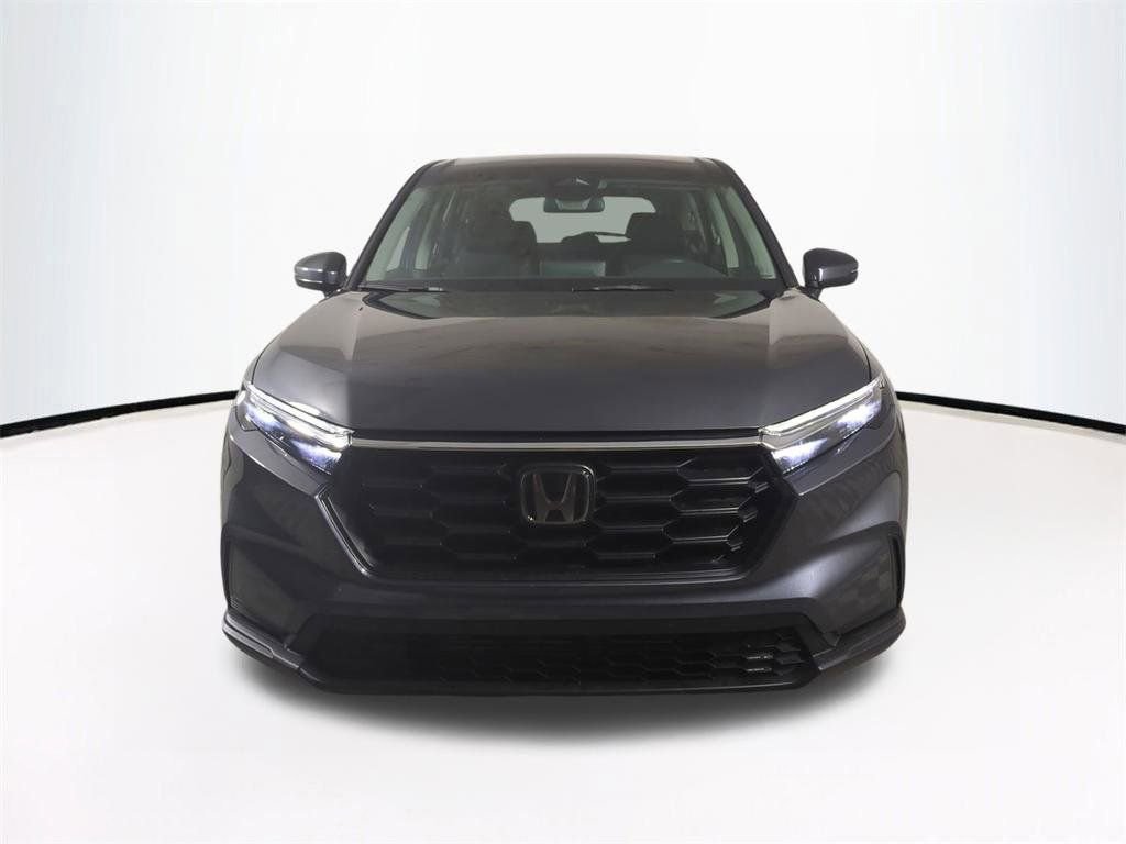 Used 2023 Honda CR-V LX image 3