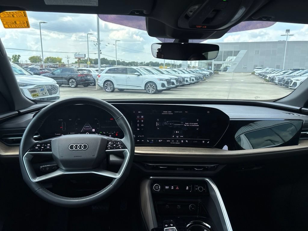 Used 2025 Audi Q5 Premium Plus w/ Premium Plus AWD/4WD image 12