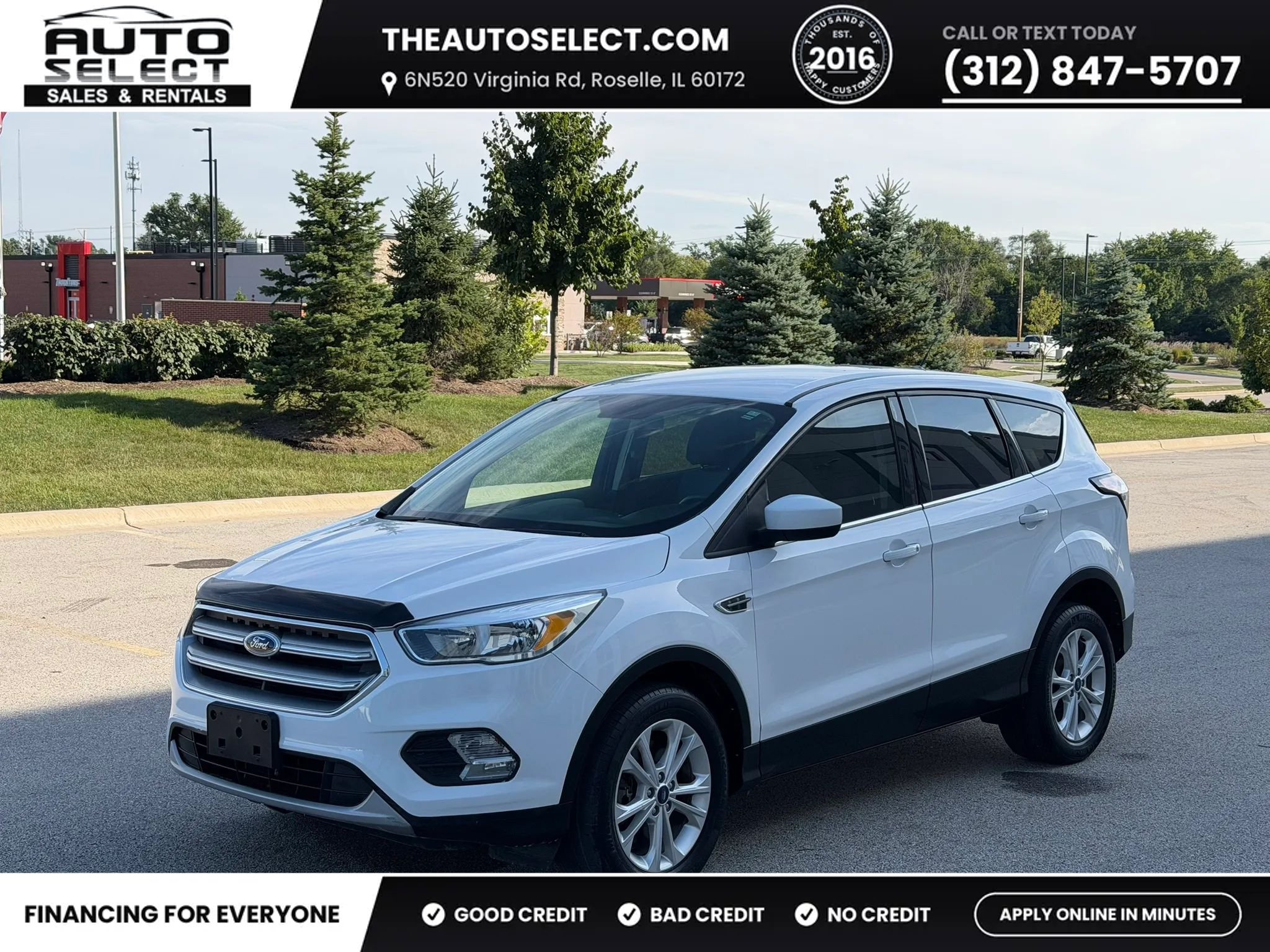 Used 2017 Ford Escape SE w/ SE Cold Weather Package AWD/4WD image 1
