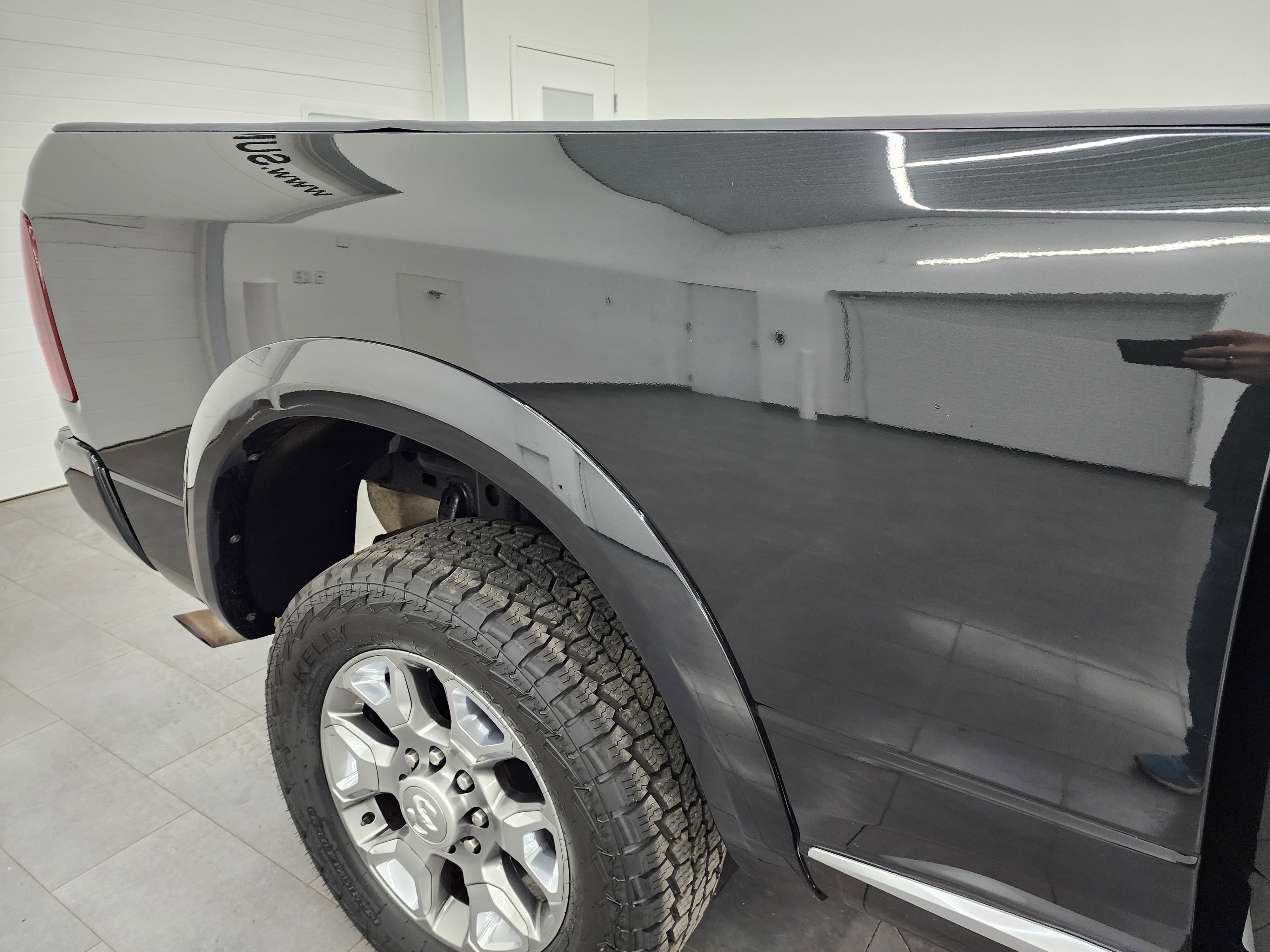 Used 2018 RAM 2500 Limited image 25