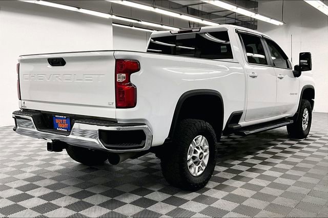 Used 2020 Chevrolet Silverado 2500 LT w/ Convenience Package image 12