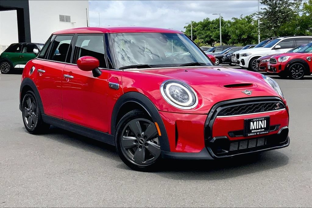 Used 2024 MINI Cooper S FWD image 1