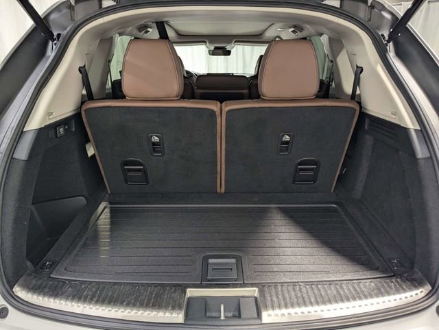 Used 2024 Acura MDX SH-AWD w/ Advance Package image 26