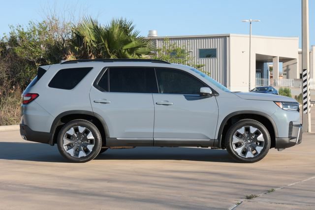 New 2026 Honda Pilot Touring image 4