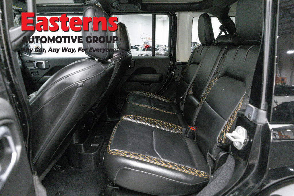 Used 2023 Jeep Wrangler Unlimited Sahara AWD/4WD image 24