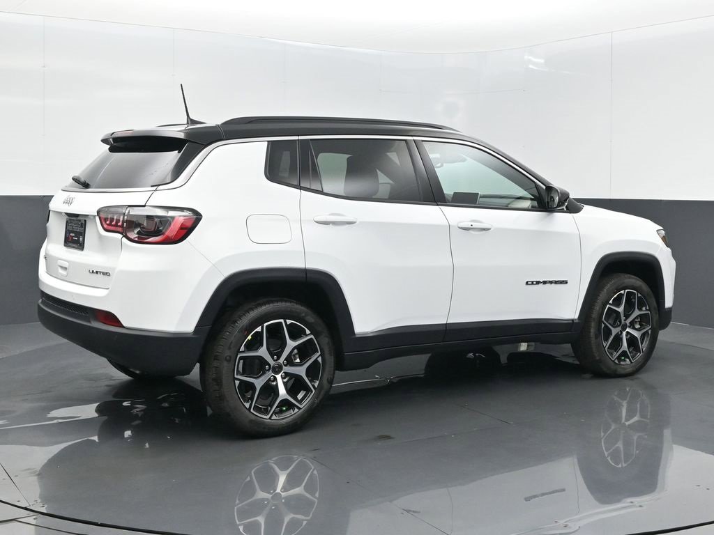 Certified 2025 Jeep Compass Limited image 7