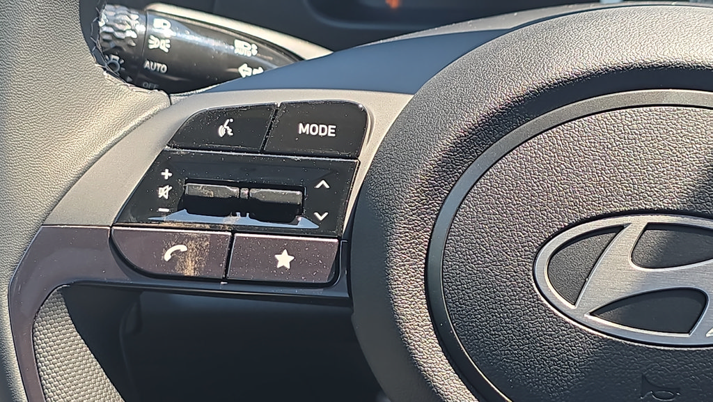 New 2026 Hyundai Elantra Sport FWD image 24