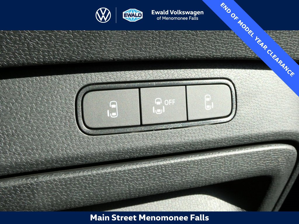 New 2025 Volkswagen ID. Buzz Pro S Plus image 15