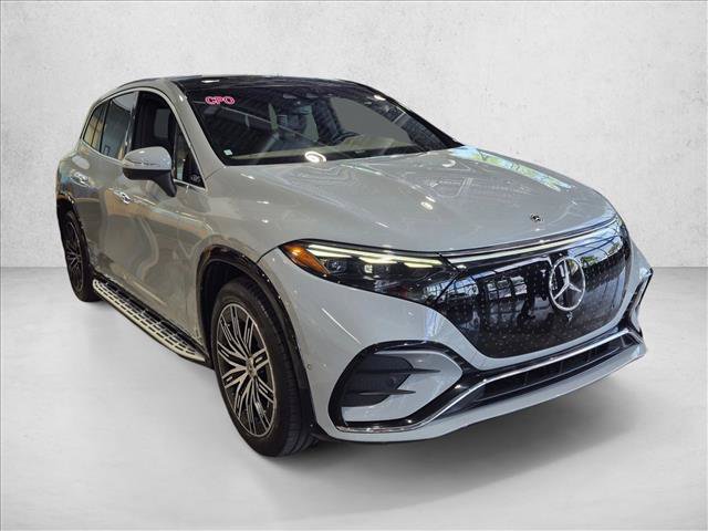 Certified 2023 Mercedes-Benz EQS 580 4MATIC SUV image 3