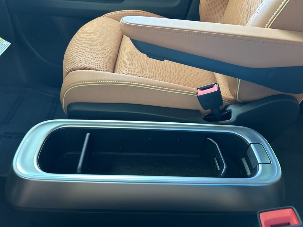 New 2025 Volkswagen ID. Buzz Pro S image 33