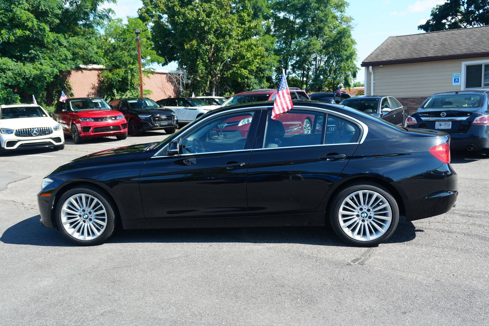 Used 2014 BMW 335i xDrive Sedan AWD/4WD image 8