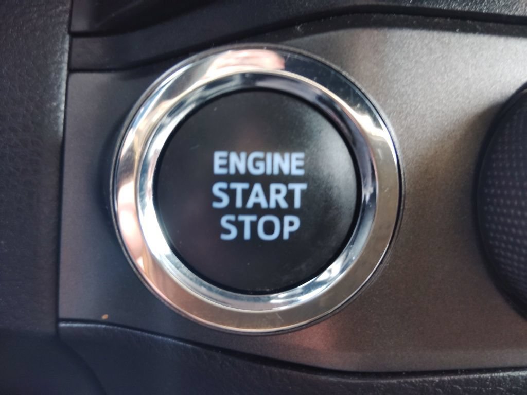Certified 2023 Toyota Tacoma TRD Off-Road AWD/4WD image 28