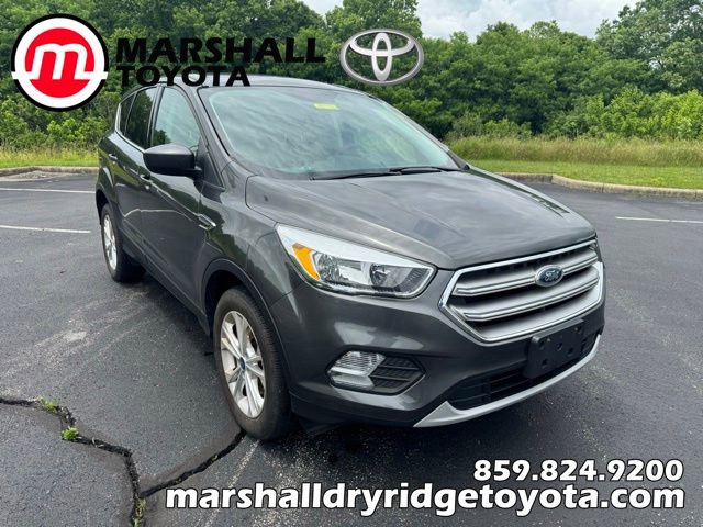 Used 2017 Ford Escape SE AWD/4WD video 1