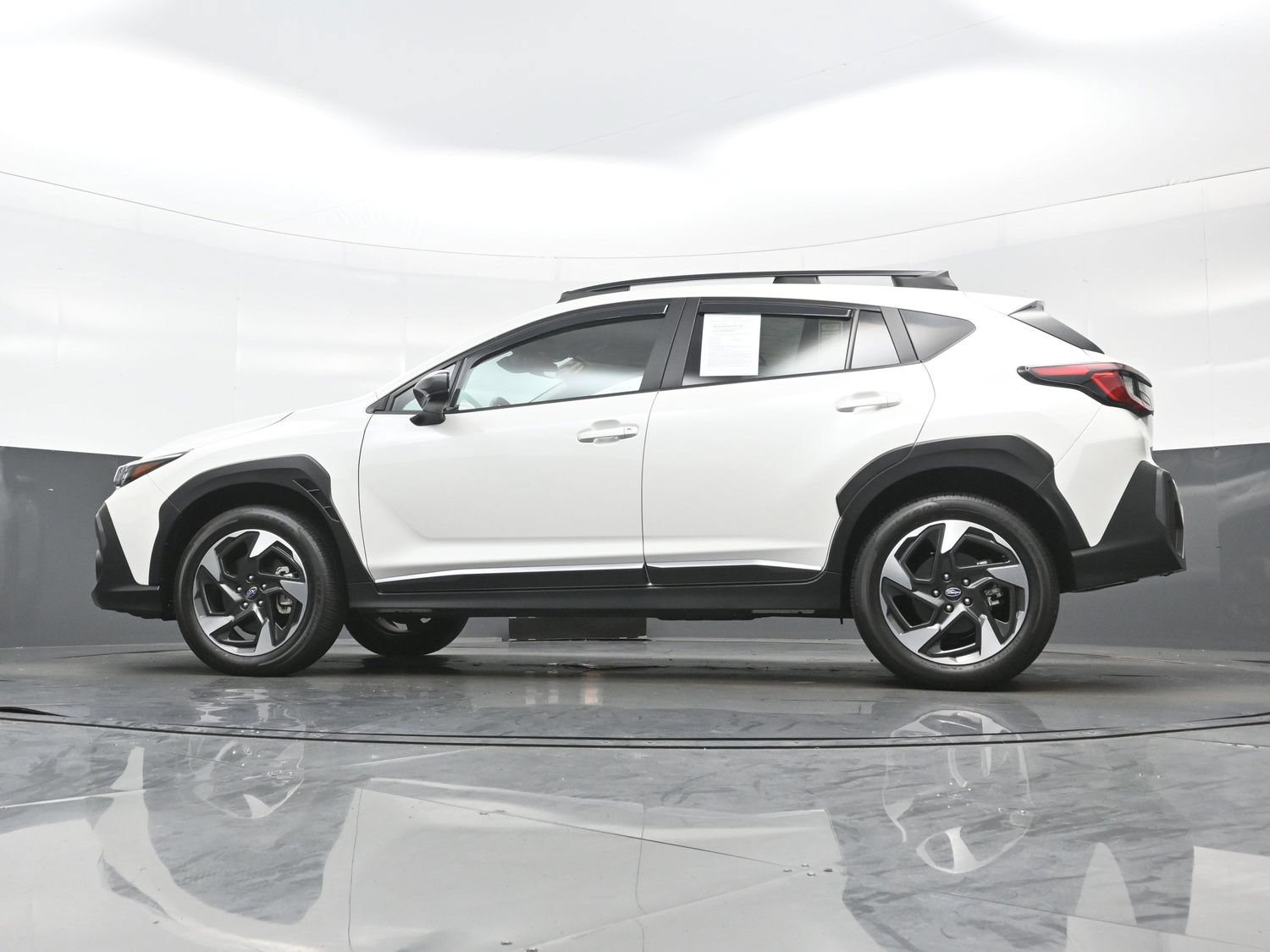 Used 2025 Subaru Crosstrek 2.5i Limited AWD/4WD image 30