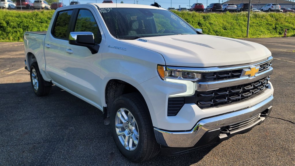 New 2026 Chevrolet Silverado 1500 LT AWD/4WD image 2