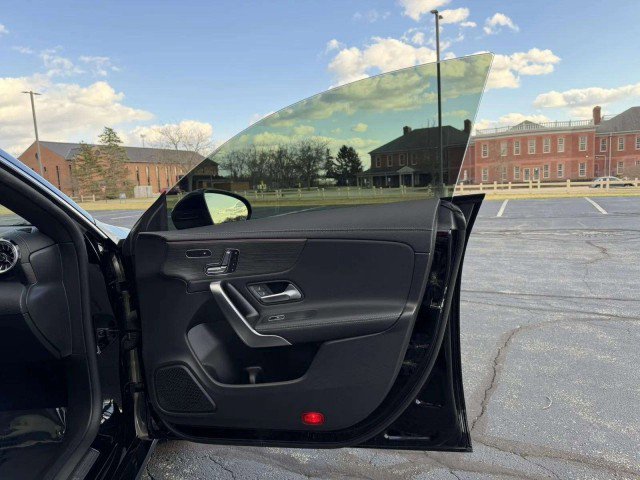Used 2023 Mercedes-Benz CLA 250 4MATIC image 20