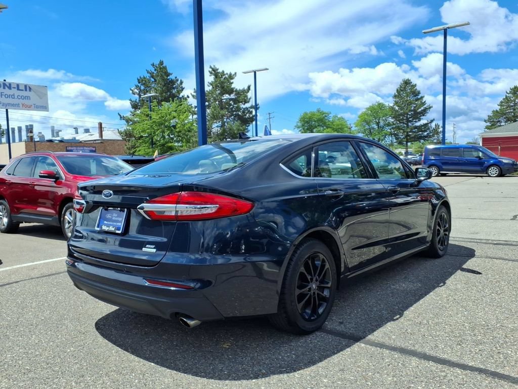 Certified 2020 Ford Fusion SE FWD image 6