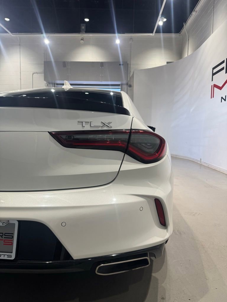 Used 2022 Acura TLX w/ A-SPEC Pkg FWD image 6
